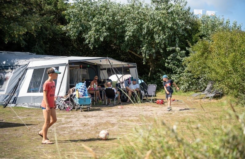 Einzigartiges Camping am Rande der Dünen